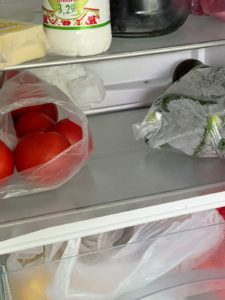 Засор дренажного отверстия холодильника